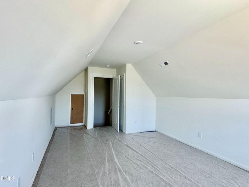 20251015_170415423_iOS