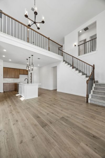 Spacious, unfurnished interior of a new home in Country Lakes, Denton (Image 19).