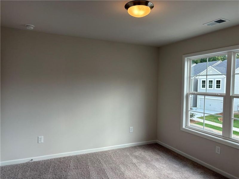 Spacious, unfurnished interior of a new home in Longview Run, Decatur (Image 6).