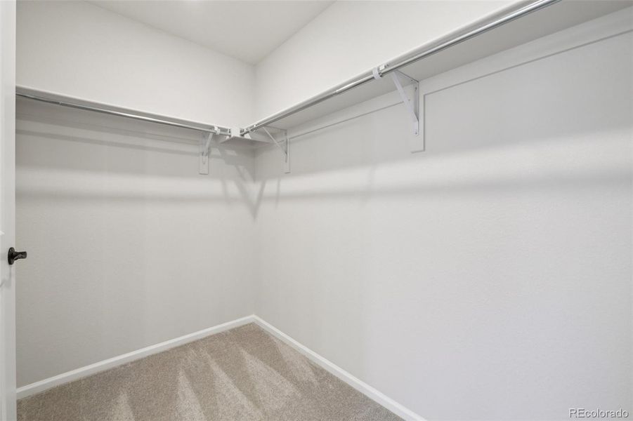 Spacious, unfurnished interior of a new home in The Villas Collection at Sterling Ranch, Littleton (Image 28).