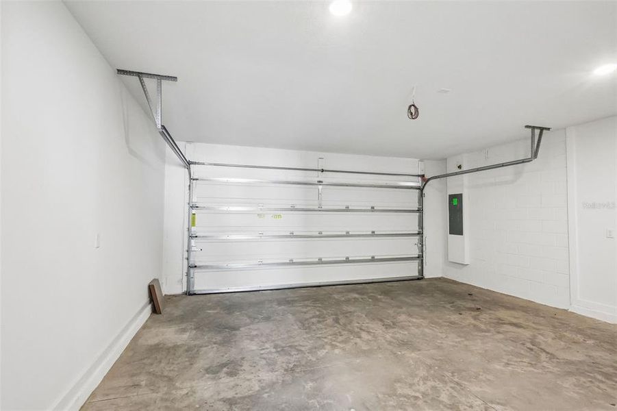 Spacious, unfurnished interior of a new home in Cyrene at Harmony, St. Cloud (Image 14). Spacious, unfurnished interior of a new home in Cyrene at Harmony, St. Cloud (Image 14).