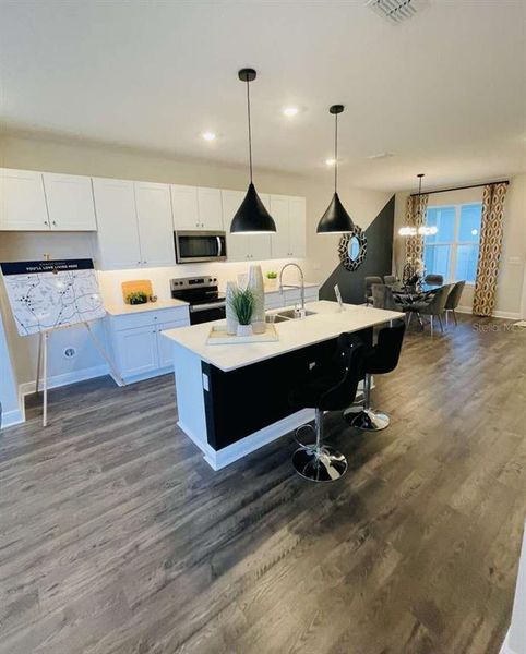 Furnished interior view inside a new home in , Winter Garden (Image 4).