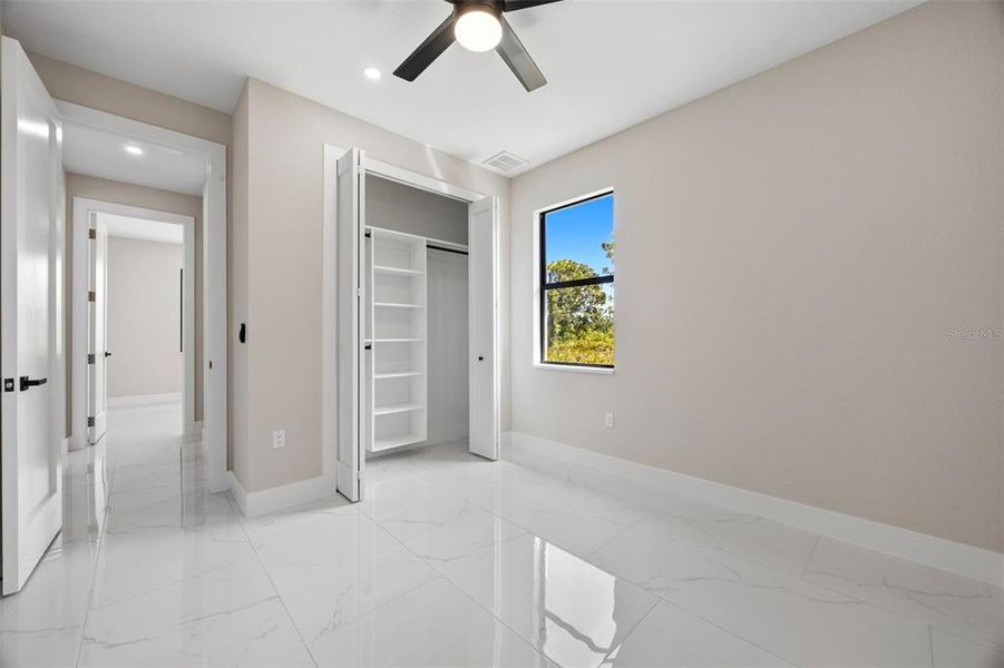 Spacious, unfurnished interior of a new home in , Placida (Image 28).