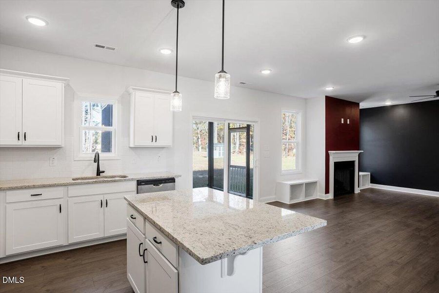 23-187 Clydes Point Way [2654876]_23