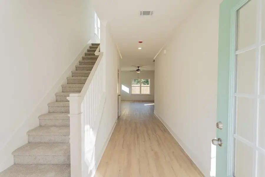 Spacious, unfurnished interior of a new home in , Buford (Image 17).