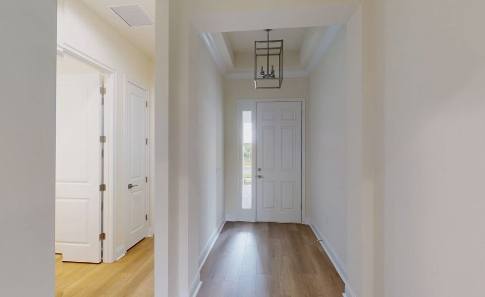 Spacious, unfurnished interior of a new home in Oakmont, Gainesville (Image 21).