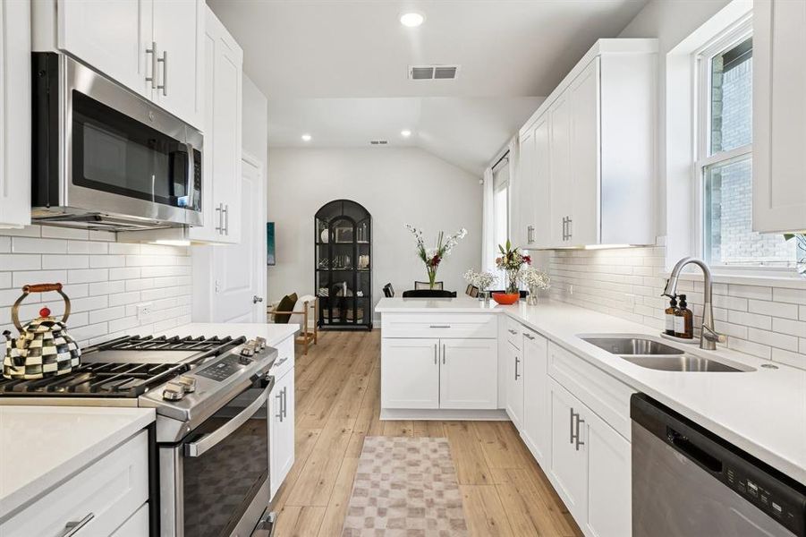 Furnished interior view inside a new home in Symmetry 37s, Frisco (Image 8).