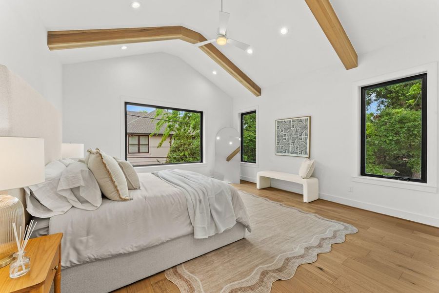 Exposed wood beams in priimary