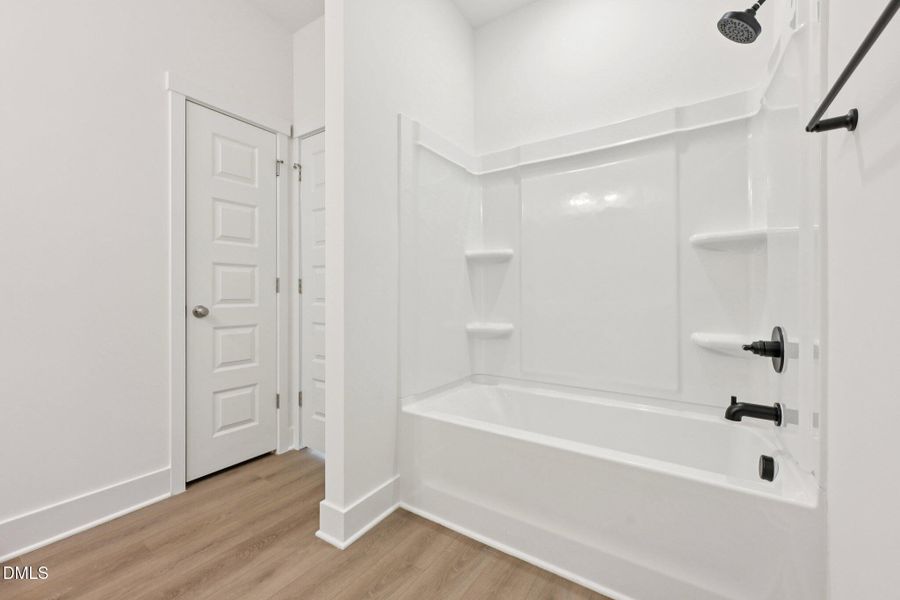 13-web-or-mls-Dunzo Dr-S1203-013