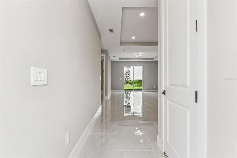 Spacious, unfurnished interior of a new home in , Brooksville (Image 16).