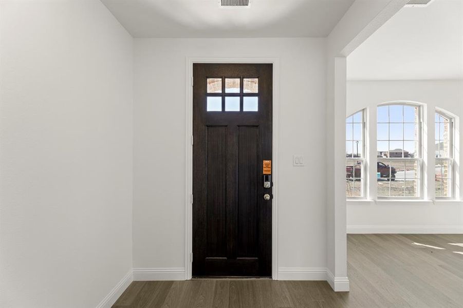 2_03. 512 Pinnacles - Entry