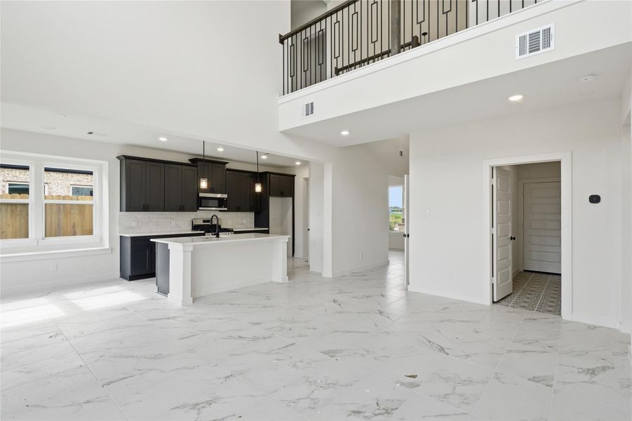 Image 34 of a home in Foxtail Palms. Image 34 of a home in Foxtail Palms.