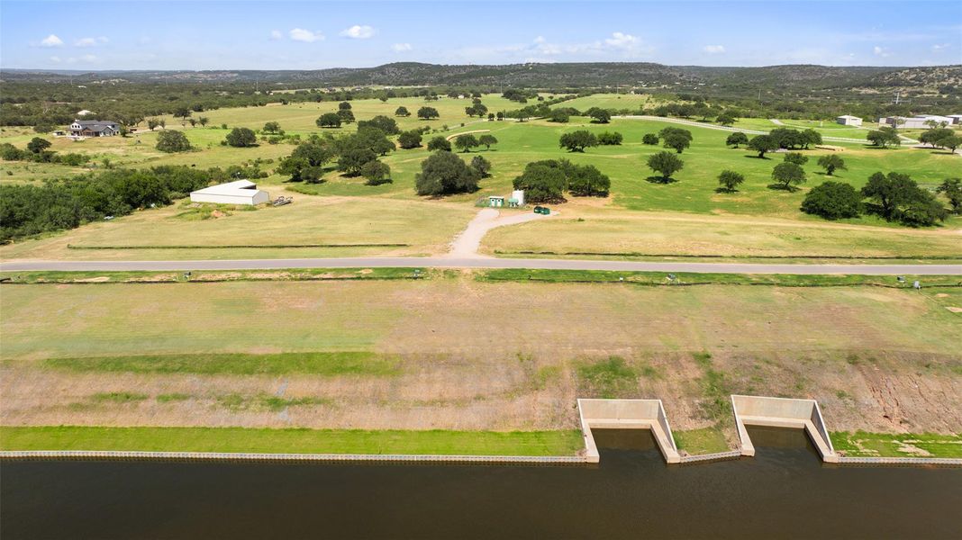 Natural landscape and outdoor views near  in Burnet (Image 20).