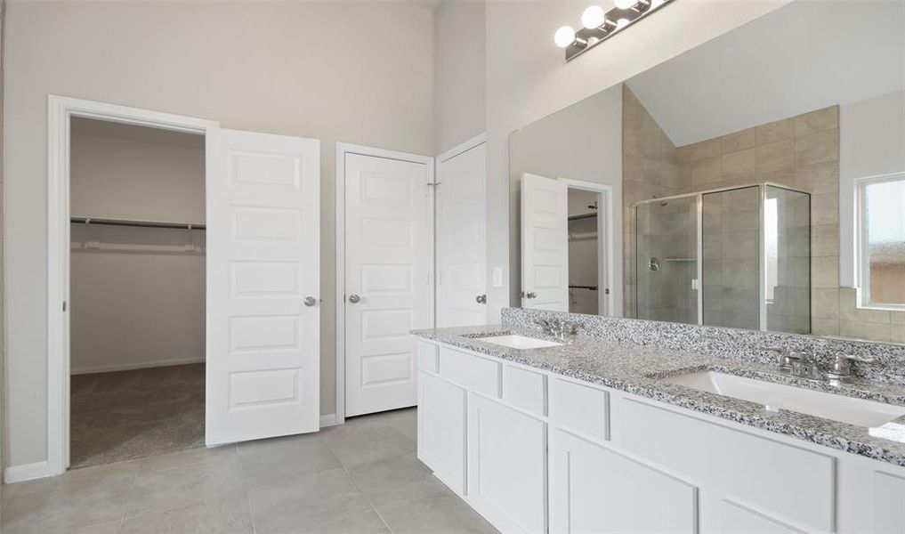 Double sinks in owner's bath (*Photo not of actual home and used for illustration purposes only.)