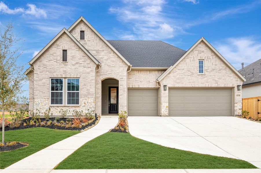 Welcome to The Ridgegate by David Weekley Homes. Move-In Ready Now!