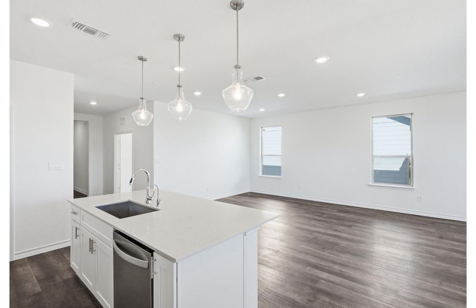 Representative unfurnished interior of a home built from the Orchard by Pulte Homes in Dove Song, Marion (Image 12).