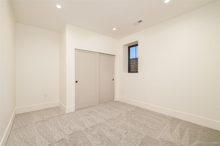 Spacious, unfurnished interior of a new home in , Denver (Image 26).