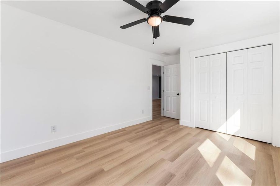 Spacious, unfurnished interior of a new home in , Cartersville (Image 34).