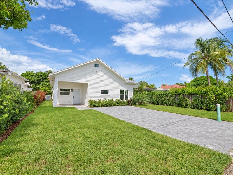 520-38th-St-Exterior-P1290389-0393-HDR
