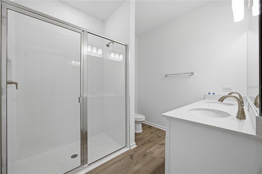 Furnished interior view inside a new home in , Okahumpka (Image 9).