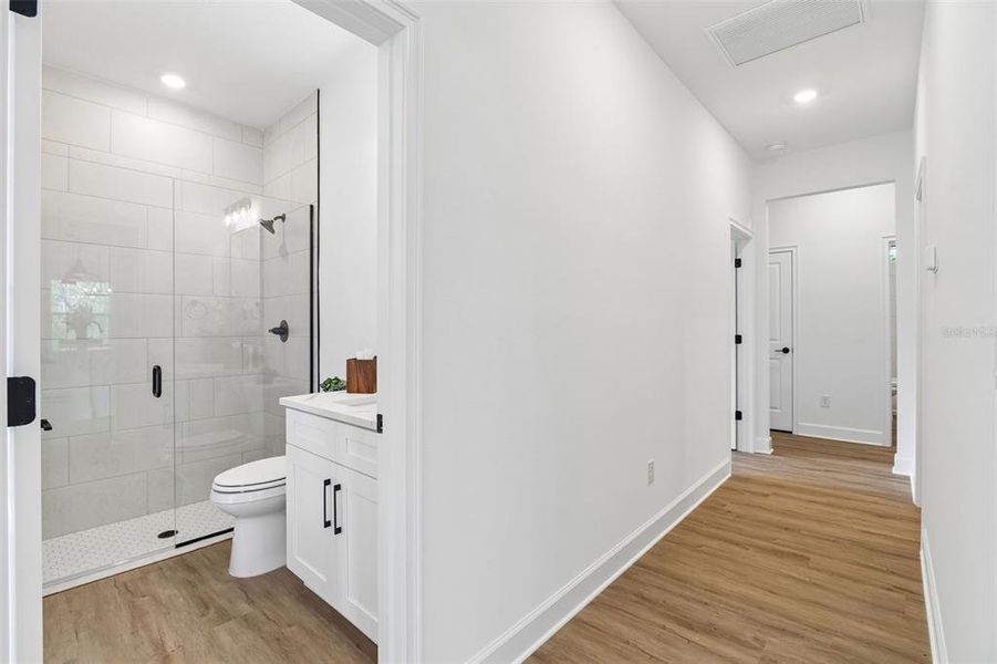 Furnished interior view inside a new home in , Weeki Wachee (Image 19).