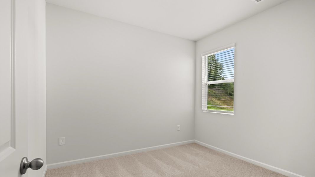 Spacious, unfurnished interior of a new home in Captain's Corner, Grovetown (Image 20).