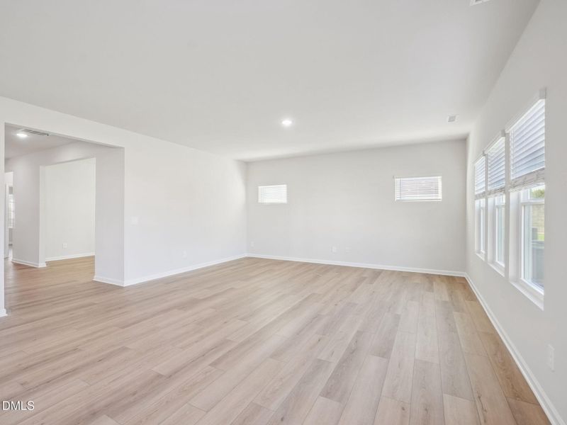 5-web-or-mls-Raleigh - Oak Manor - 508 B