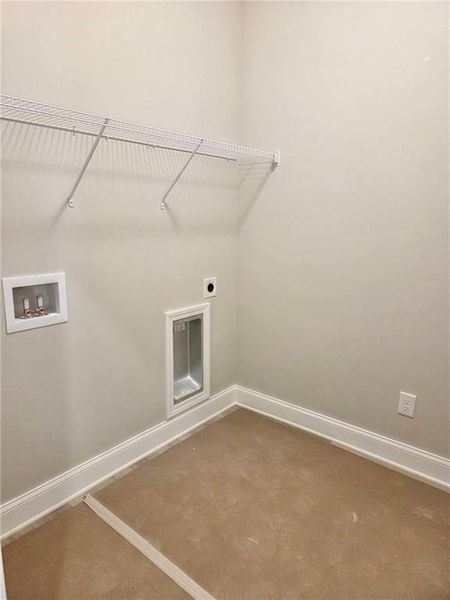 Spacious, unfurnished interior of a new home in , Waleska (Image 14).