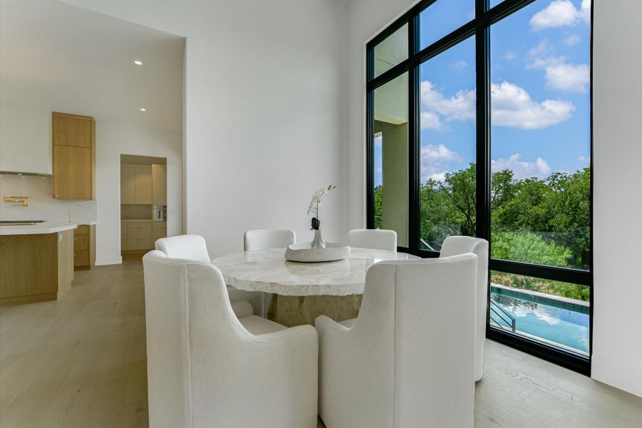 Furnished interior view inside a new home in , Horseshoe Bay (Image 6).