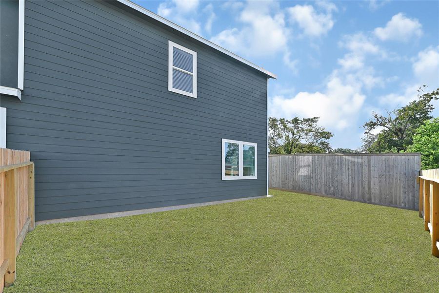 Exterior details and patio area of a home in Aldine Pines, Houston (Image 4). Exterior details and patio area of a home in Aldine Pines, Houston (Image 4).