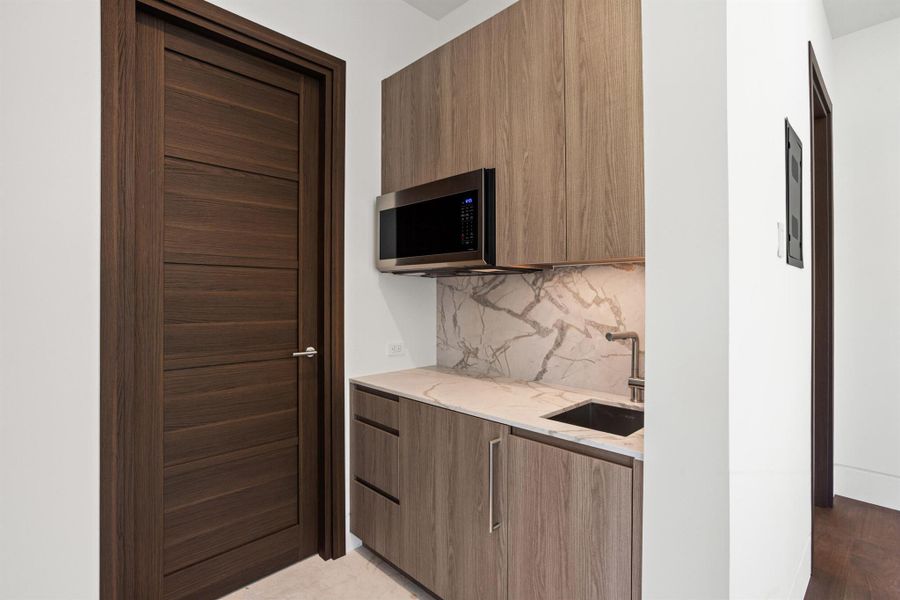 Spacious, unfurnished interior of a new home in , Jupiter (Image 20).