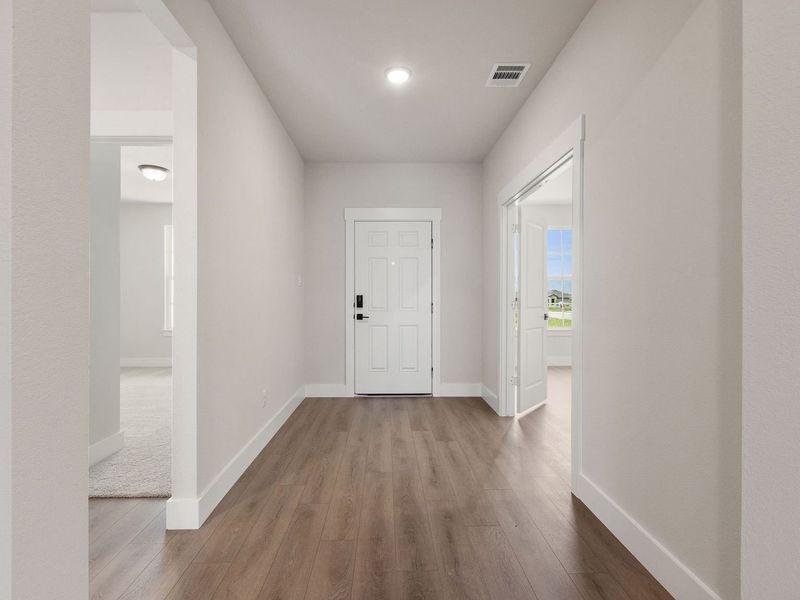Spacious, unfurnished interior of a new home in Waverly Estates, Nevada (Image 12). Spacious, unfurnished interior of a new home in Waverly Estates, Nevada (Image 12).