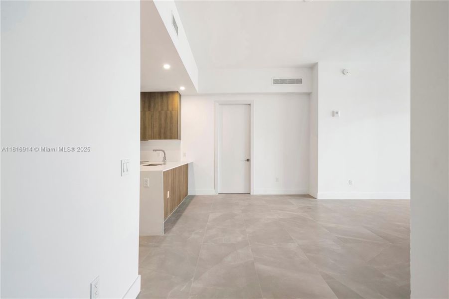 Image 24 of a home in .