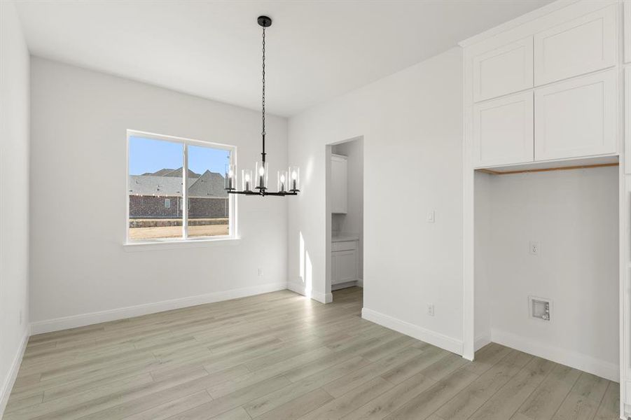 10_10_11. 1034 Bimgham - Dining