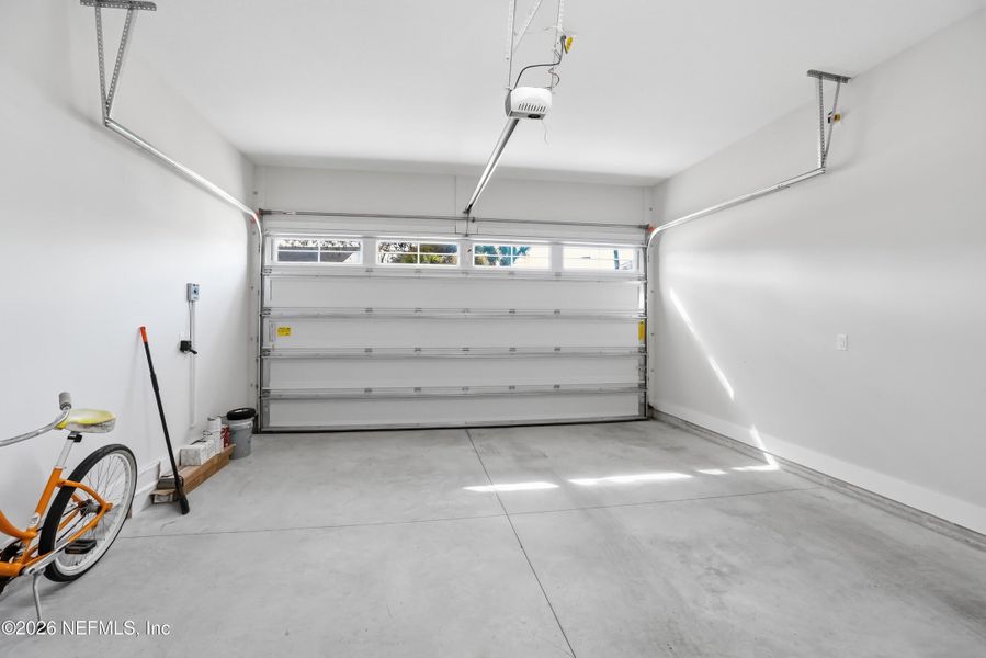 Spacious, unfurnished interior of a new home in , Jacksonville Beach (Image 22). Spacious, unfurnished interior of a new home in , Jacksonville Beach (Image 22).
