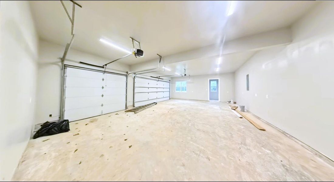Image 38 of a home in .