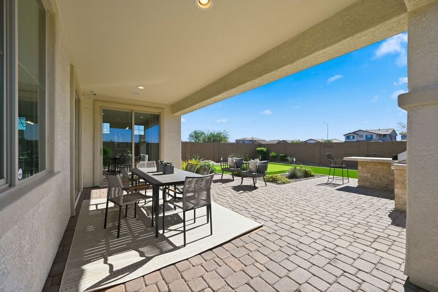 Representative exterior details of a home built from the Wedgewood by Taylor Morrison in La Mira Discovery Collection, Mesa (Image 3). Representative exterior details of a home built from the Wedgewood by Taylor Morrison in La Mira Discovery Collection, Mesa (Image 3).