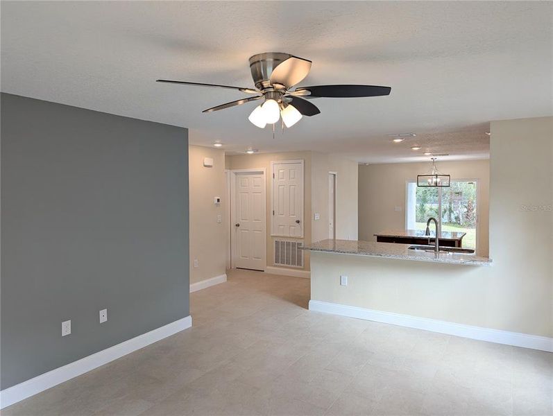 Image 8 of a home in . Image 8 of a home in .