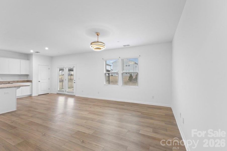 Spacious, unfurnished interior of a new home in Spring Meadow, Concord (Image 24).