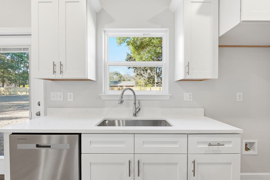 Close-up of interior finishes inside a home in , Crestview (Image 11).