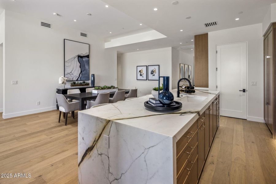 8-web-or-mls-IMG_4237 8-web-or-mls-IMG_4237