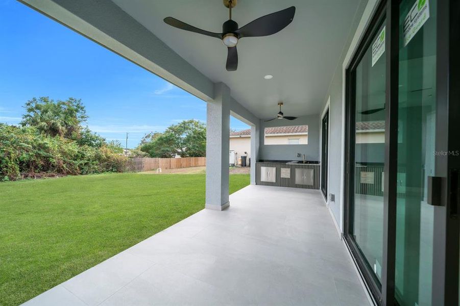 Exterior details and patio area of a home in , Lehigh Acres (Image 4).