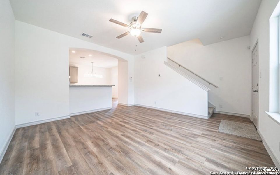 Spacious, unfurnished interior of a new home in , San Antonio (Image 14).