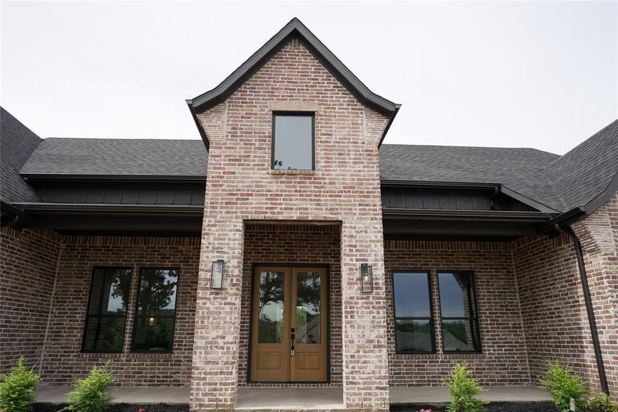 Exterior details and patio area of a home in , Weatherford (Image 28). Exterior details and patio area of a home in , Weatherford (Image 28).