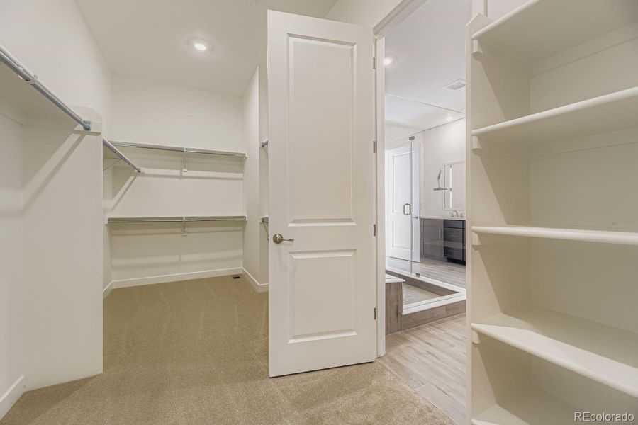 Spacious, unfurnished interior of a new home in Macanta: The Legends Collection, Castle Rock (Image 12).