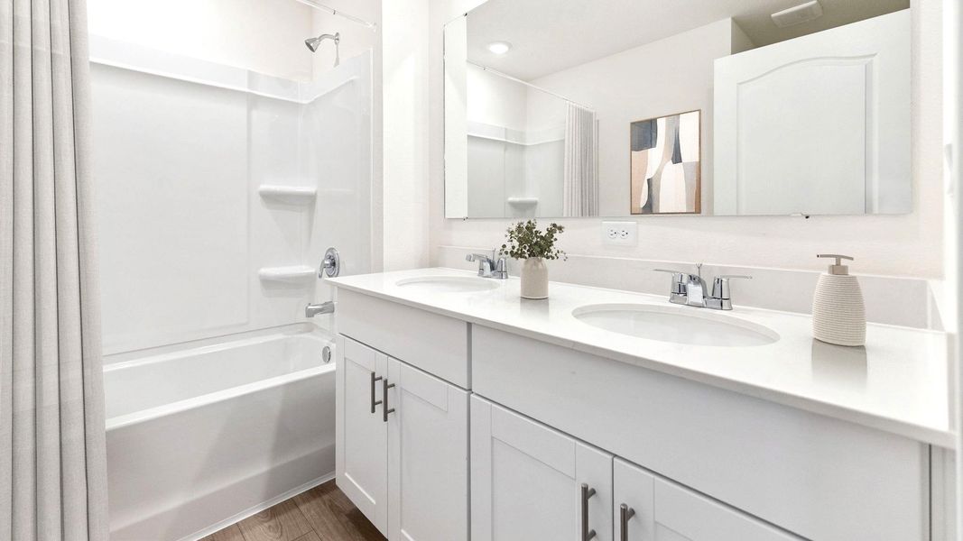 Furnished interior view inside a new home in Fountain View, Ormond Beach (Image 7).