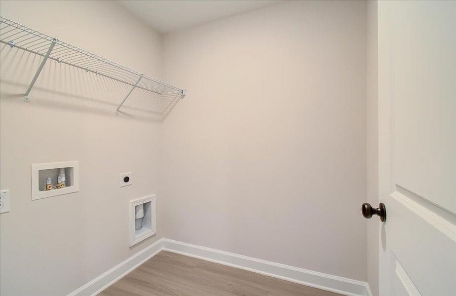Spacious, unfurnished interior of a new home in East Park Village, Kennesaw (Image 21). Spacious, unfurnished interior of a new home in East Park Village, Kennesaw (Image 21).
