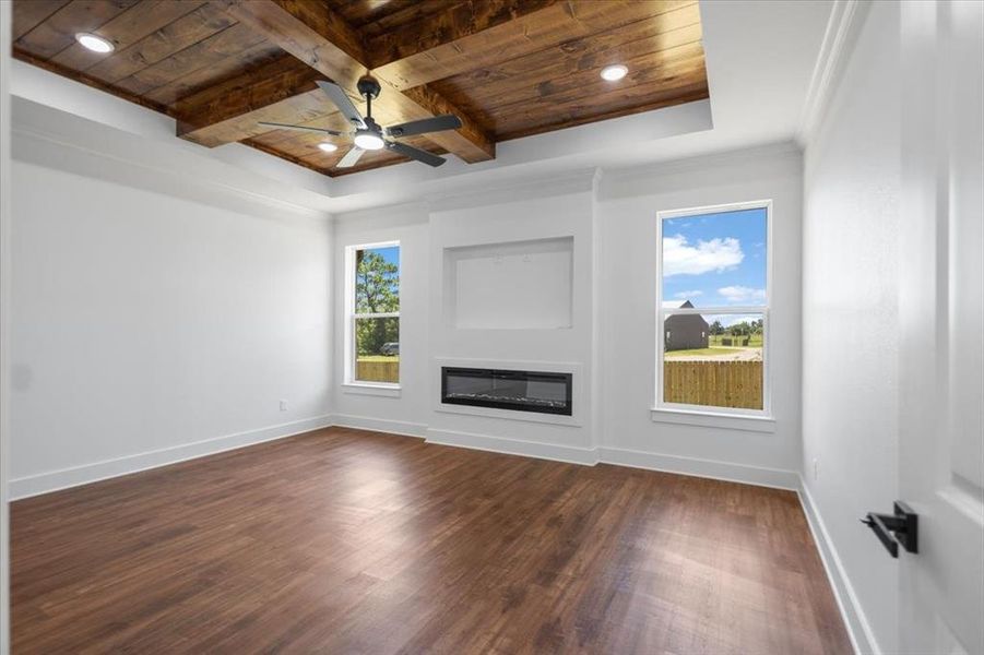 Spacious, unfurnished interior of a new home in , Lindale (Image 18).