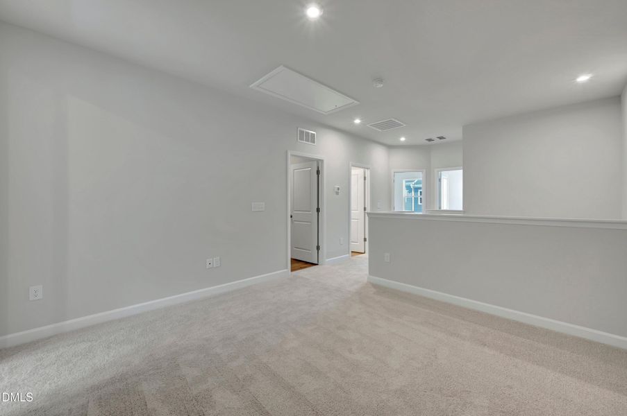 RAL_MewsatHoldingVillage_Wilson-MewsatHo RAL_MewsatHoldingVillage_Wilson-MewsatHo