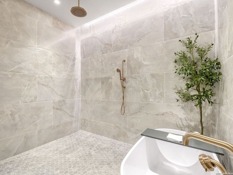 Close-up of interior finishes inside a home in , San Antonio (Image 20).